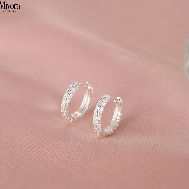 Mivora® TWISTED EAR CUFF