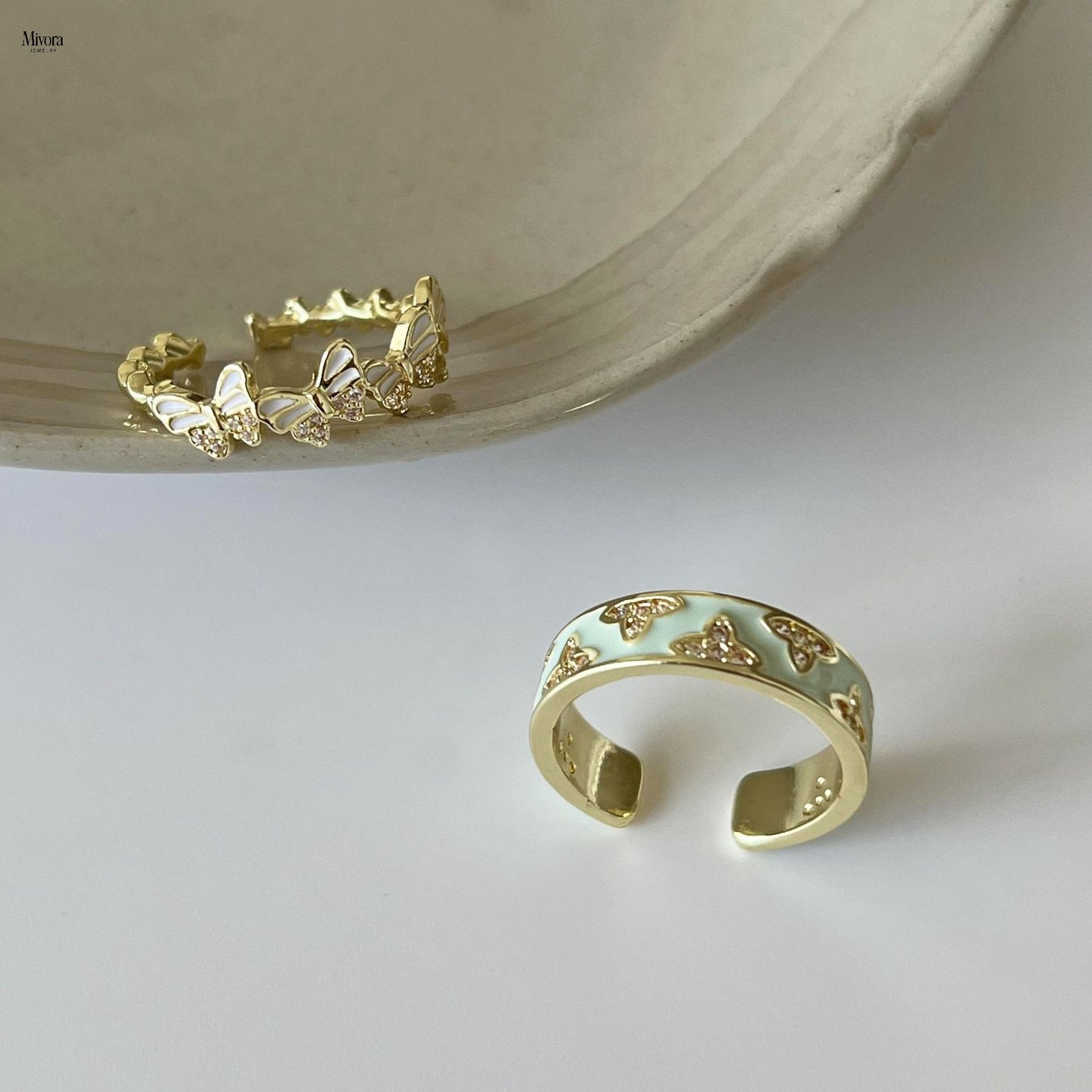 Mivora® ENAMEL BUTTERFLY ADJUSTABLE RING