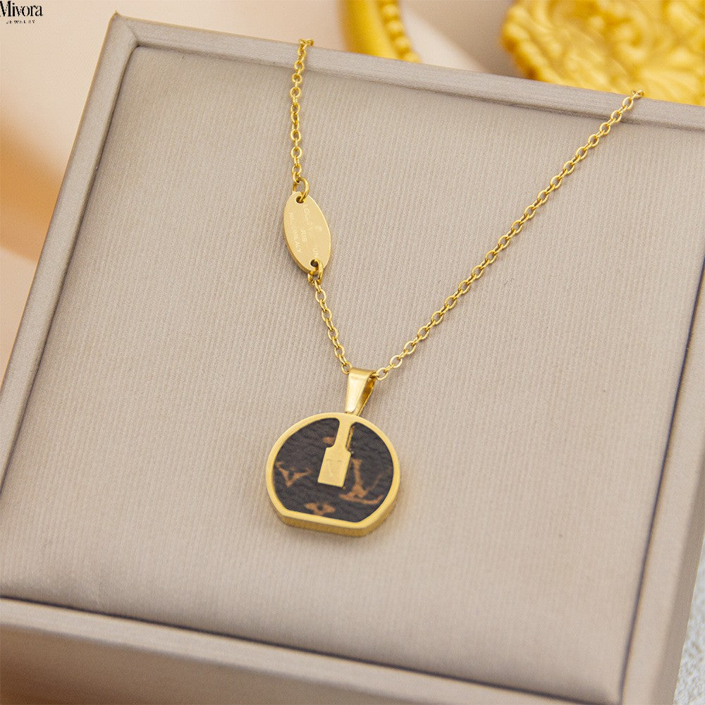 Mivora® CLOVER CHARM NECKLACE