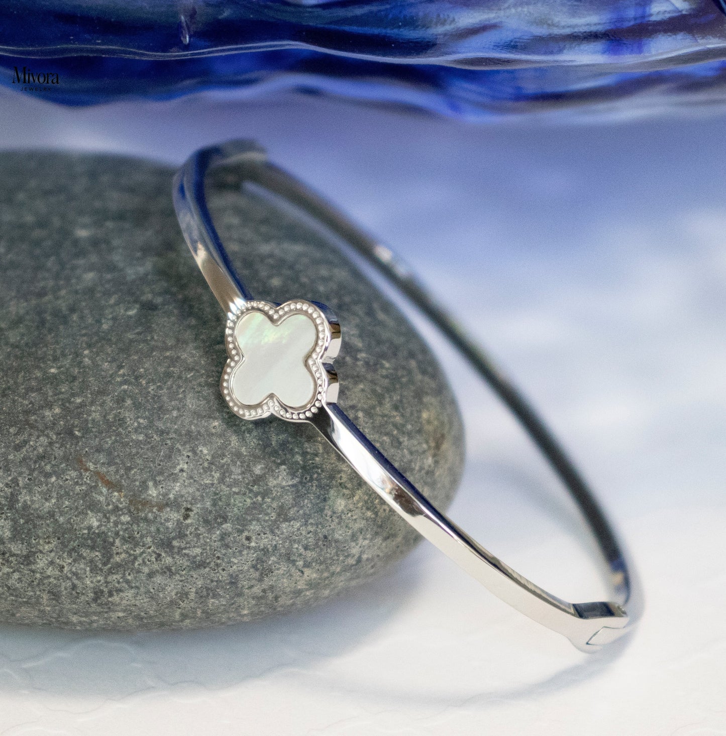 MOTHER OF PEARL CLOVER BANGLE